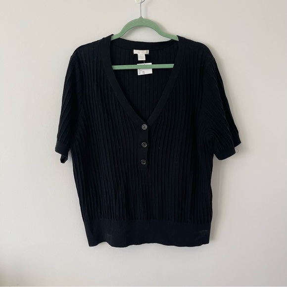 NWT Short Sleeve Black Sweater - Picture 2 of 6